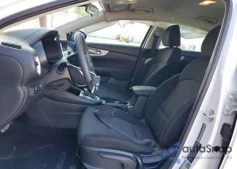 2024 Kia Forte Lx z USA, uszkodzony, nr VIN 3KPF24AD0RE707245